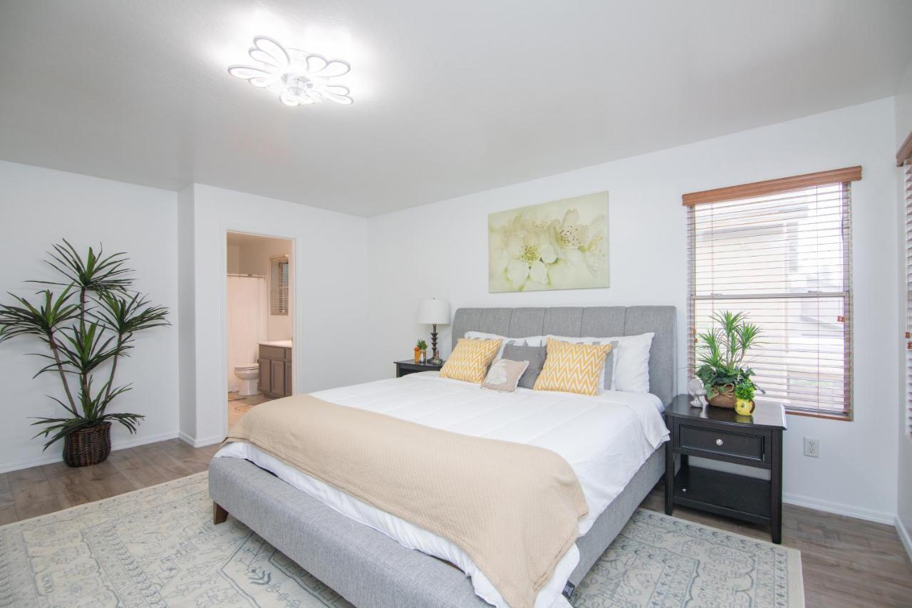 Stylish Home Phoenix - Low Rates Now! Exterior foto